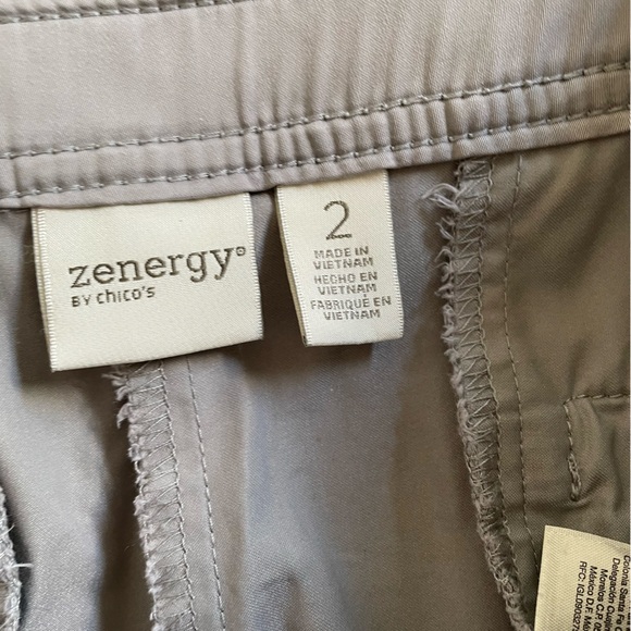 Chico’s Zenergy straight leg convertible crops capris size 2 or US 12 stone grey - Picture 6 of 8